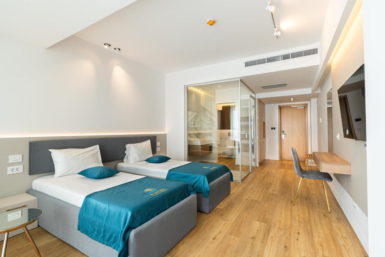 Hotel Poeme Mamaia Retreat Exterior foto