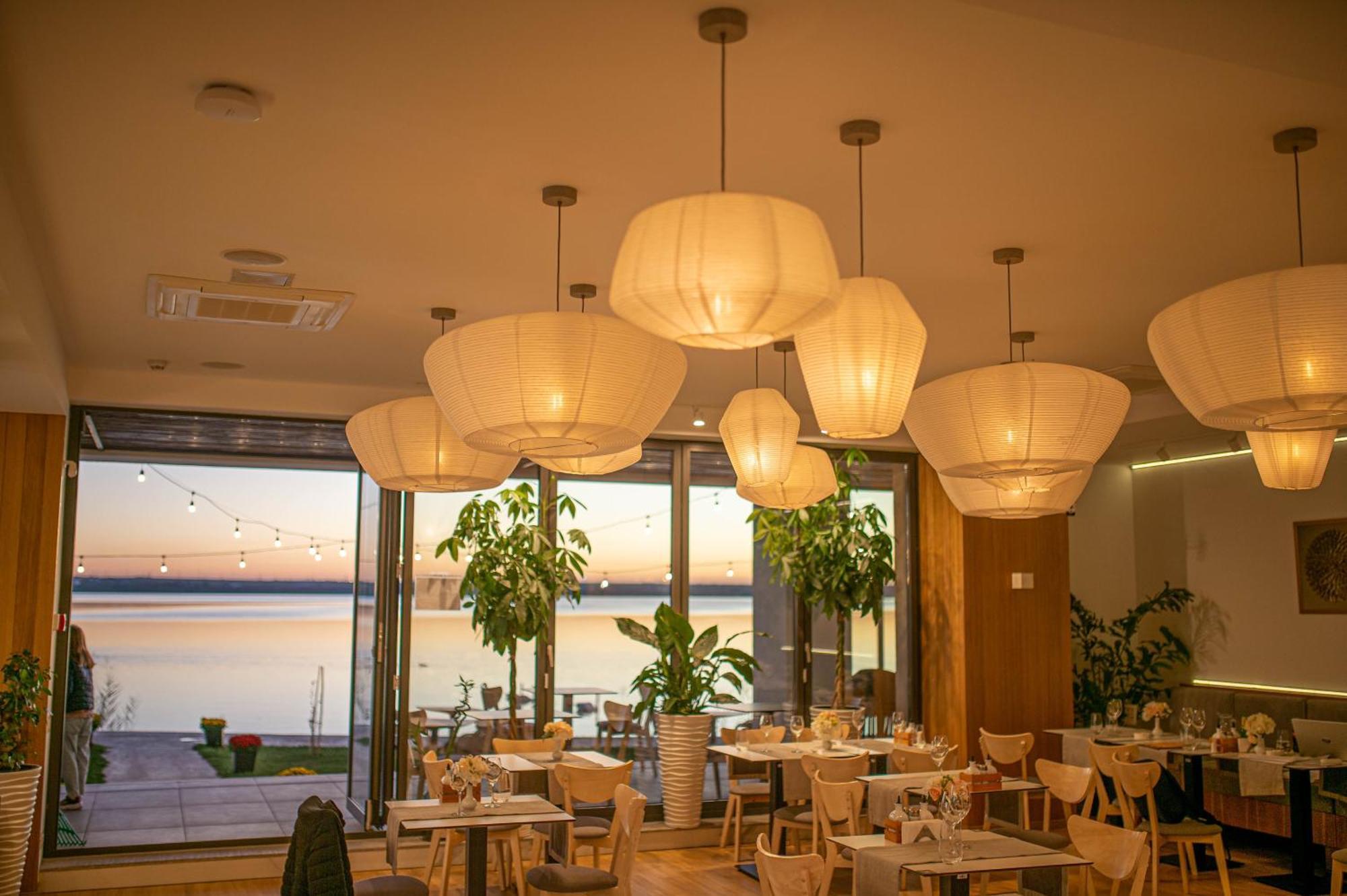 Hotel Poeme Mamaia Retreat Exterior foto